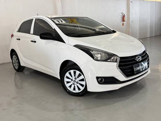 HYUNDAI HB20 1.0 COMFORT PLUS 12V FLEX 4P MANUAL